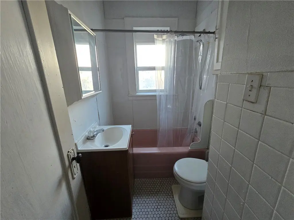 Picture 7