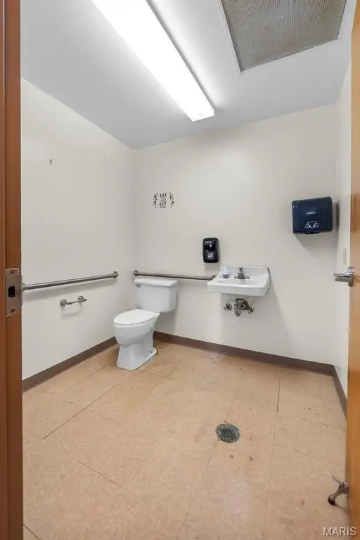 Picture 37