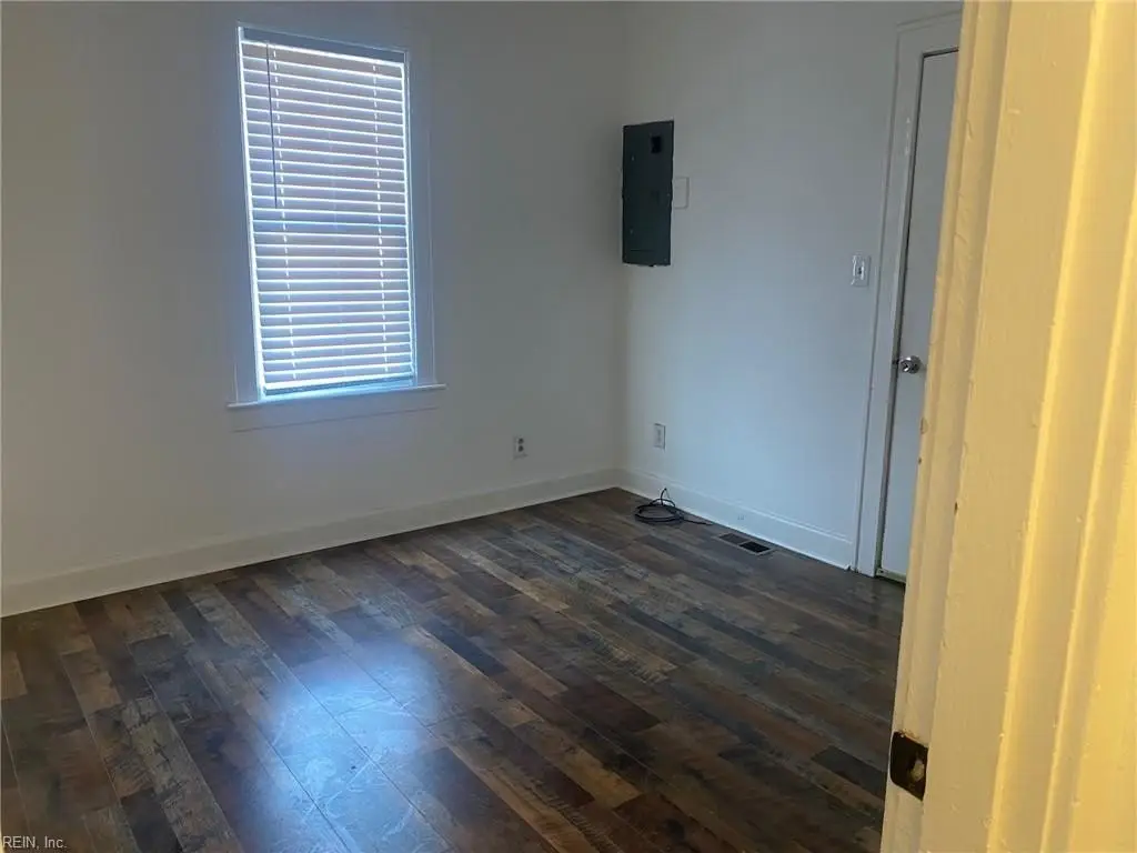 Picture 28