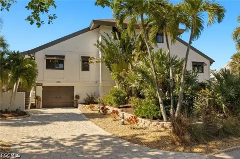 Sanibel Townhouse Near Beach