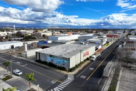 Dinuba Warehouse For Sale