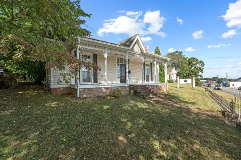 Versatile Commercial Property in Franklin