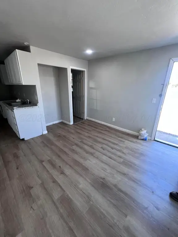 Picture 10