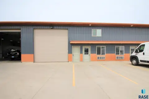 Sioux Falls Commercial Flex Space