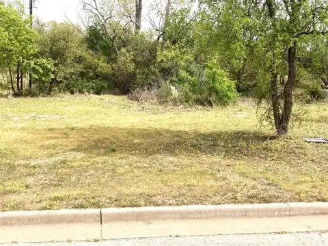 Residential Land in Graham, Texas