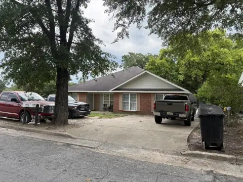 Brick-and-Frame Duplex