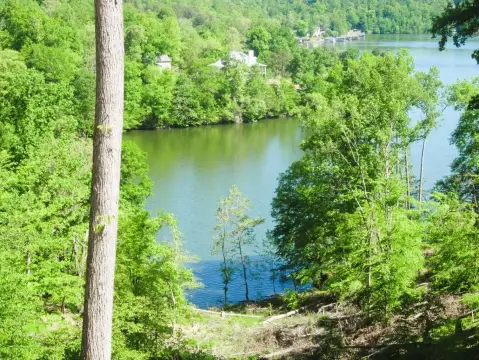 Waterfront Lot in Upscale Community