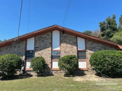 Triplex with Three Two-Bedroom Units