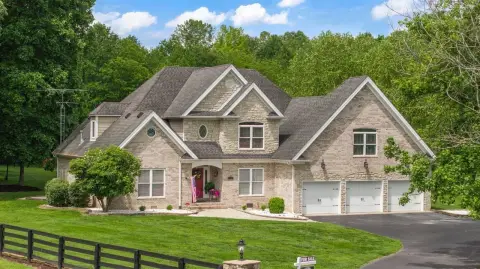 Alvaton Residential Farm with Theater