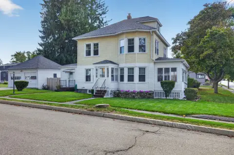 Duplex with Detached Garage