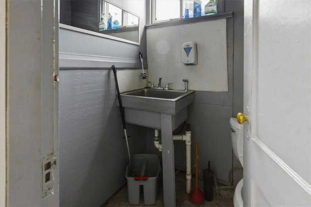 Picture 24