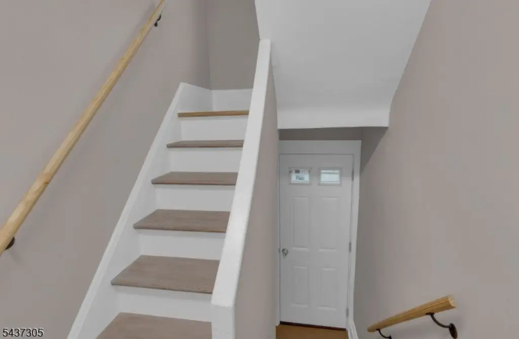 Picture 11