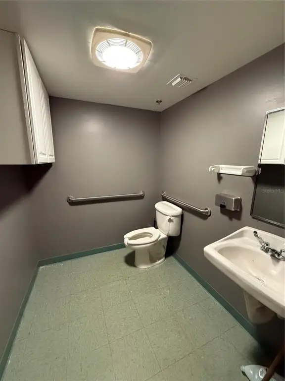 Picture 8