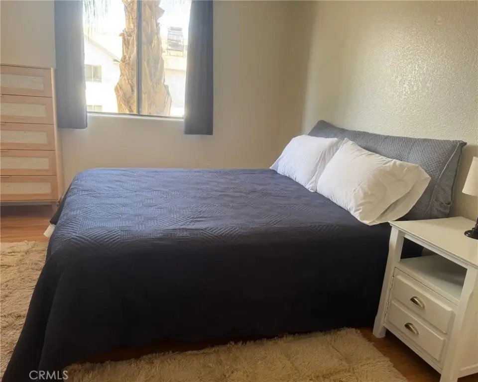 Picture 18
