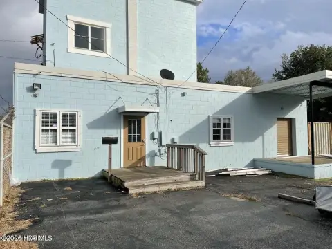 Flex Space With Loading Dock
