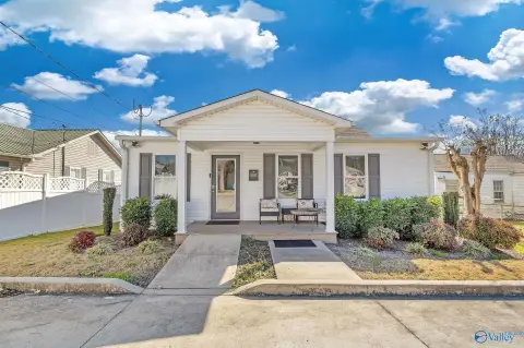 Guntersville Office Building with Lake Views