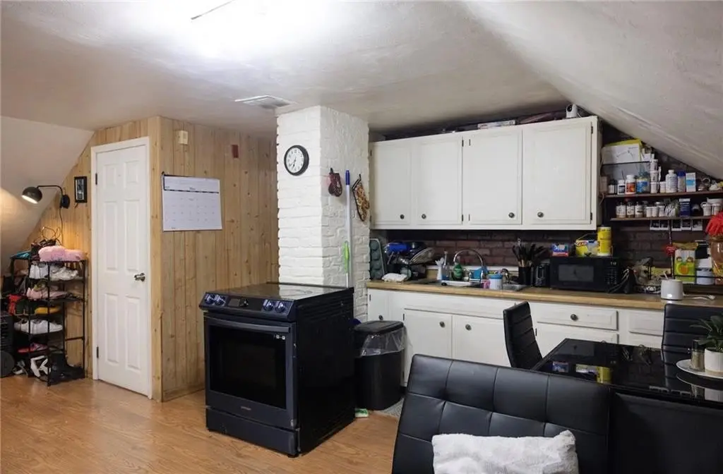Picture 30