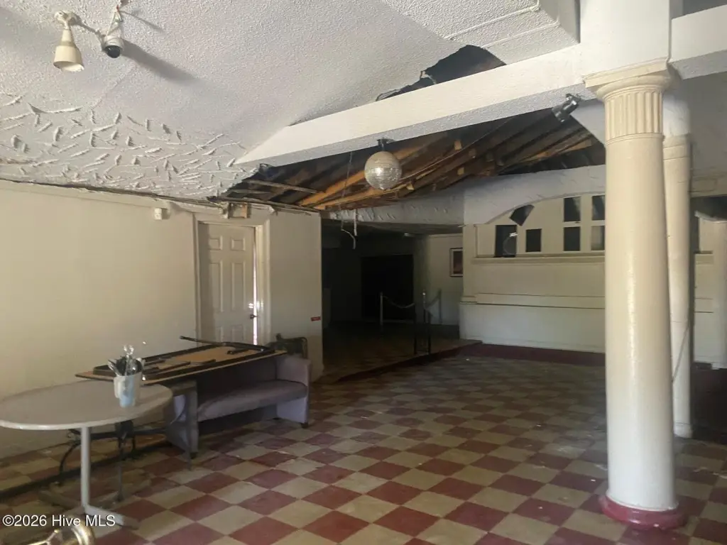 Picture 19