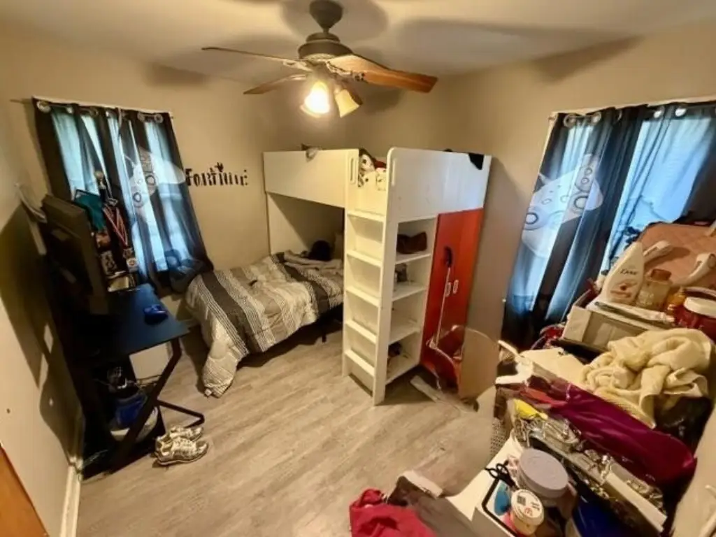 Picture 7