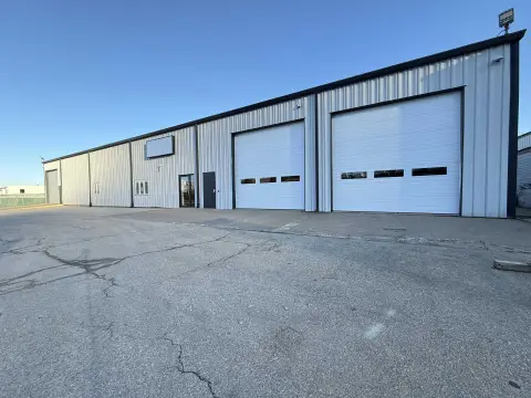 Industrial Building in Tamarack Business Park
