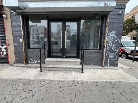Retail Space in Ridgewood, NY