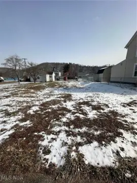 Flat Lot in Shadyside, OH