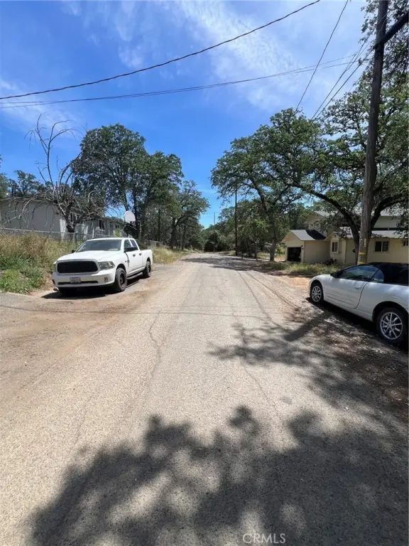Picture 4