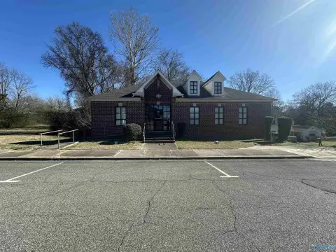 Graysville Office Building For Sale
