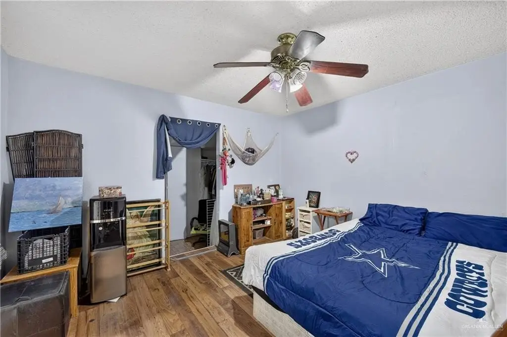 Picture 6