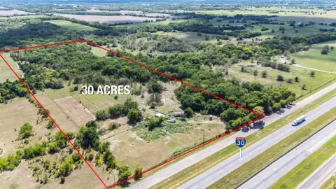 30 Acres on Interstate 30