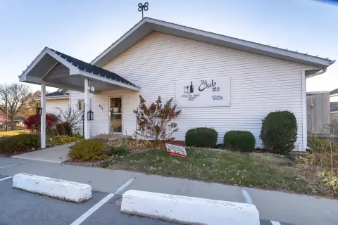 Turn-Key Restaurant in Cascade, IA