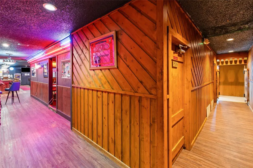 Picture 30