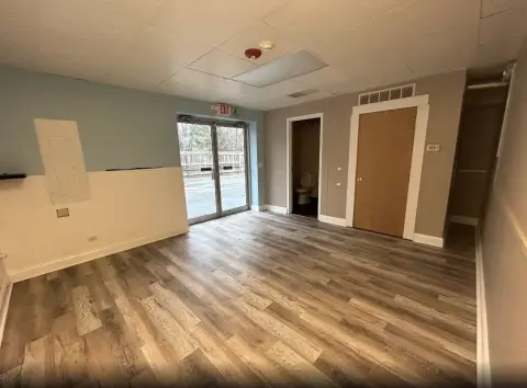 Retail Space in High-Traffic Area