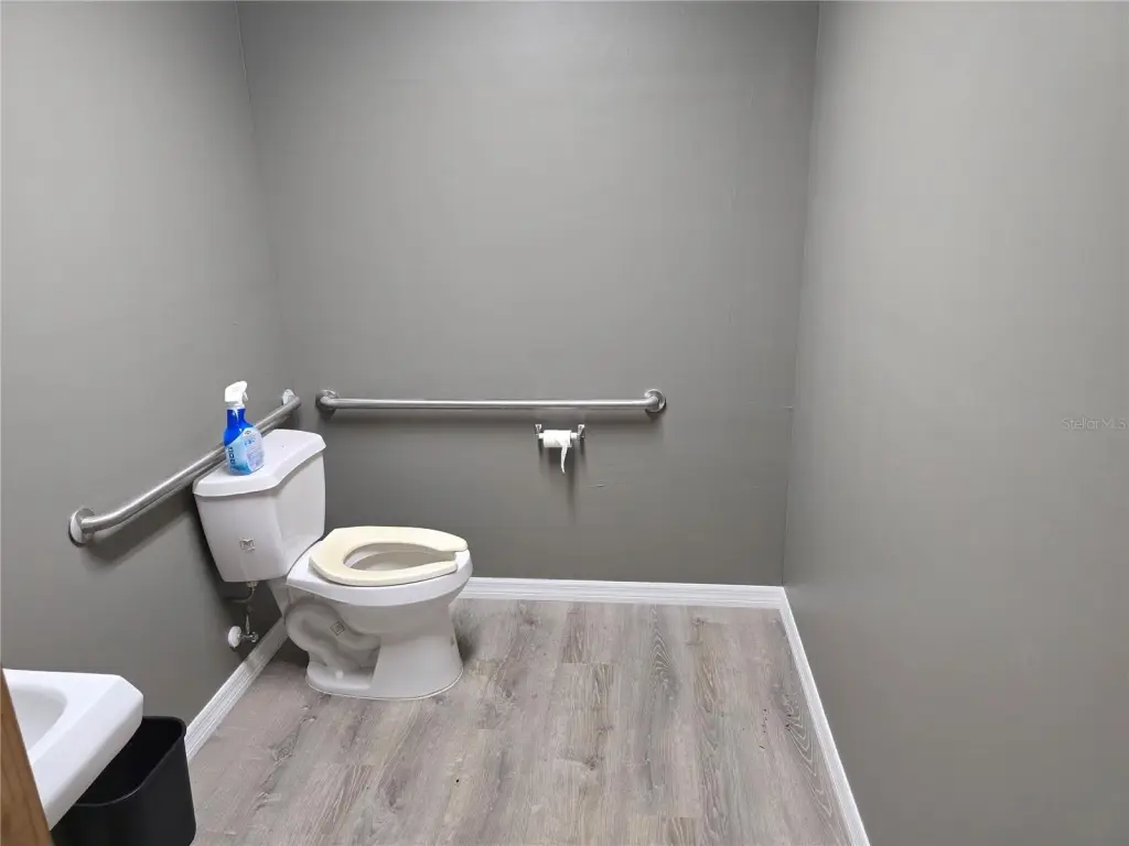 Picture 4