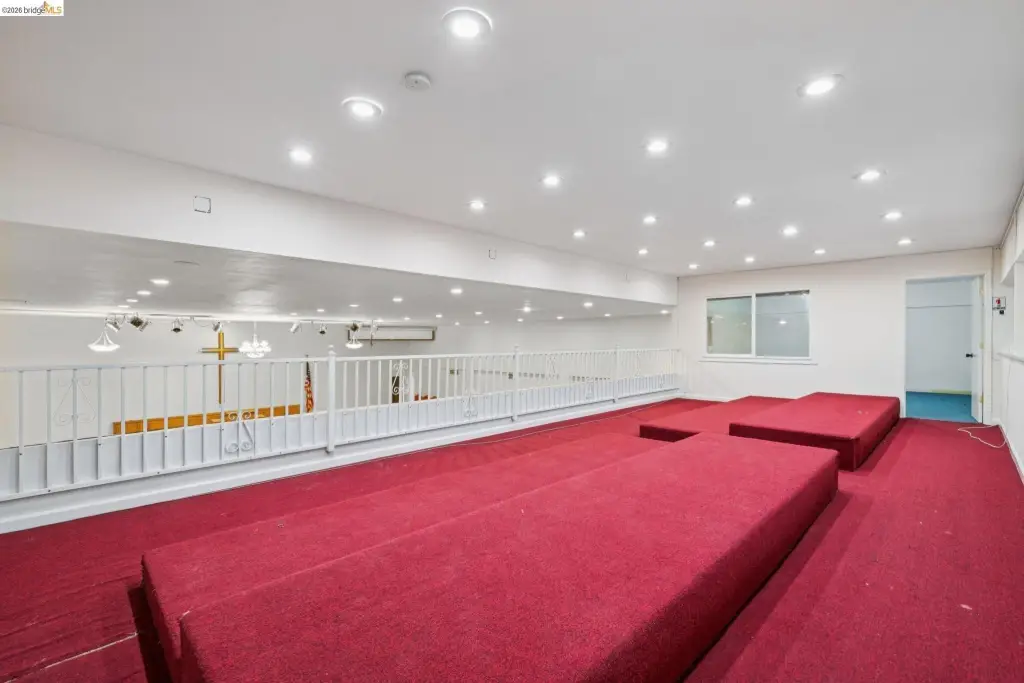 Picture 37