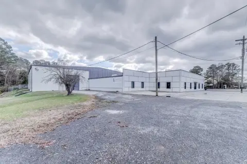 Office/Warehouse Facility