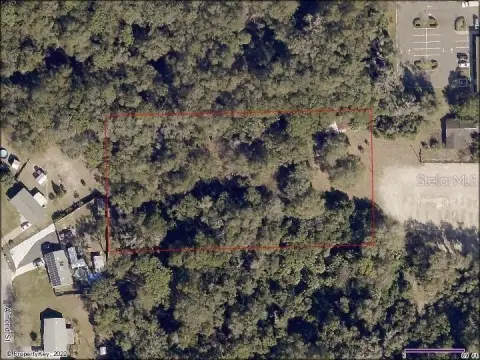 Spacious Wooded Lot in Orange City