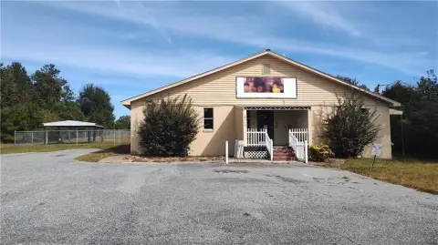 Highway Commercial Building