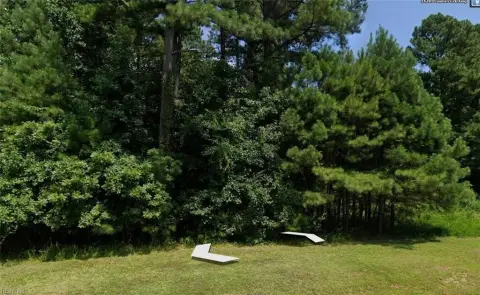 Smithfield, VA Wooded Home Site