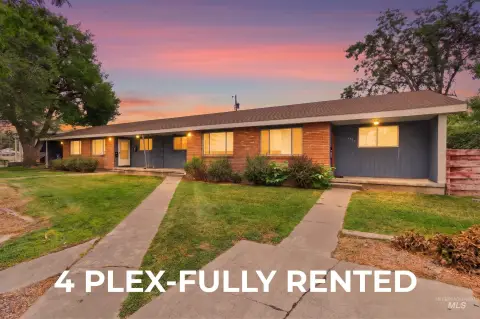 Single-Level Quadplex