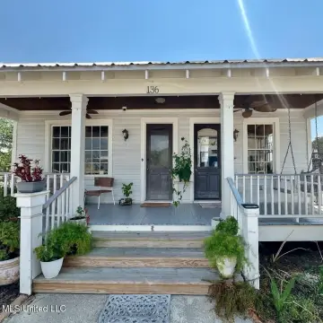 Mixed-Use Property in Old Town