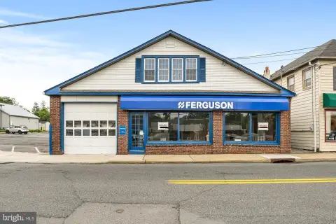 HIGHTSTOWN Commercial Property For Sale