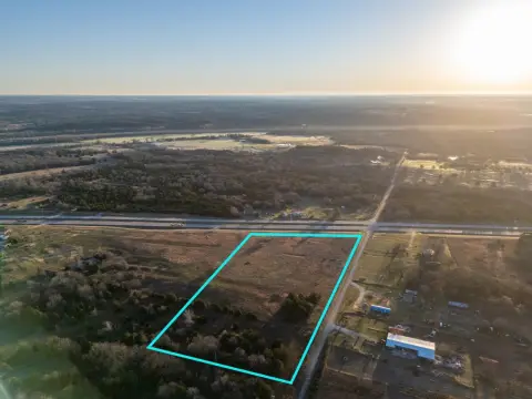 Versatile Acreage with Highway Frontage