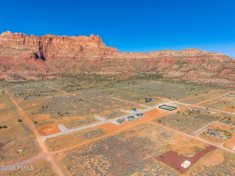 Hildale Land with Mountain Views