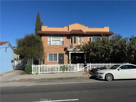 Long Beach Four-Unit Apartment Building