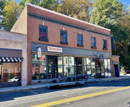 Historic Mixed-Use Building in Rockingham