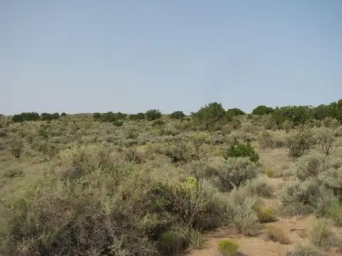 Land in Rio Rancho, NM