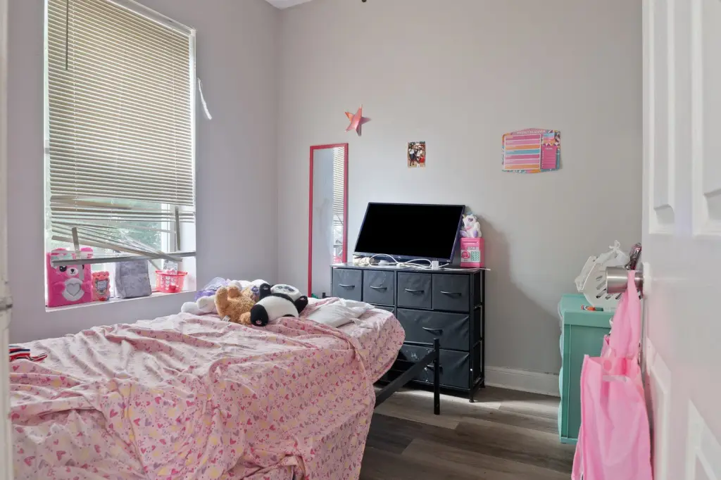 Picture 18