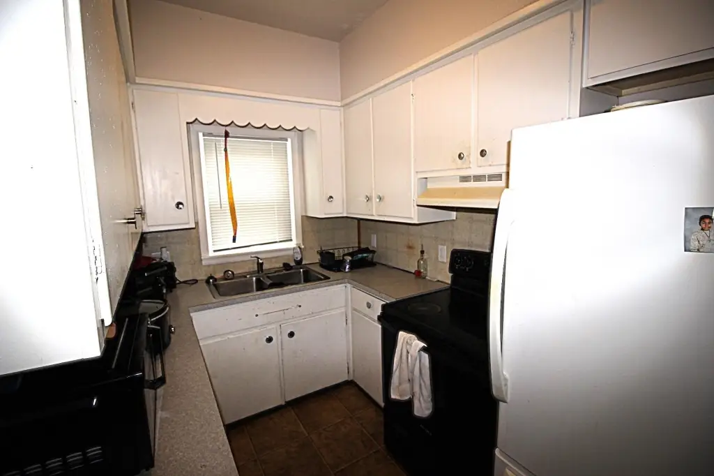 Picture 4
