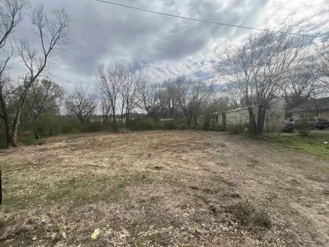 Residential Lot in Waldron, AR